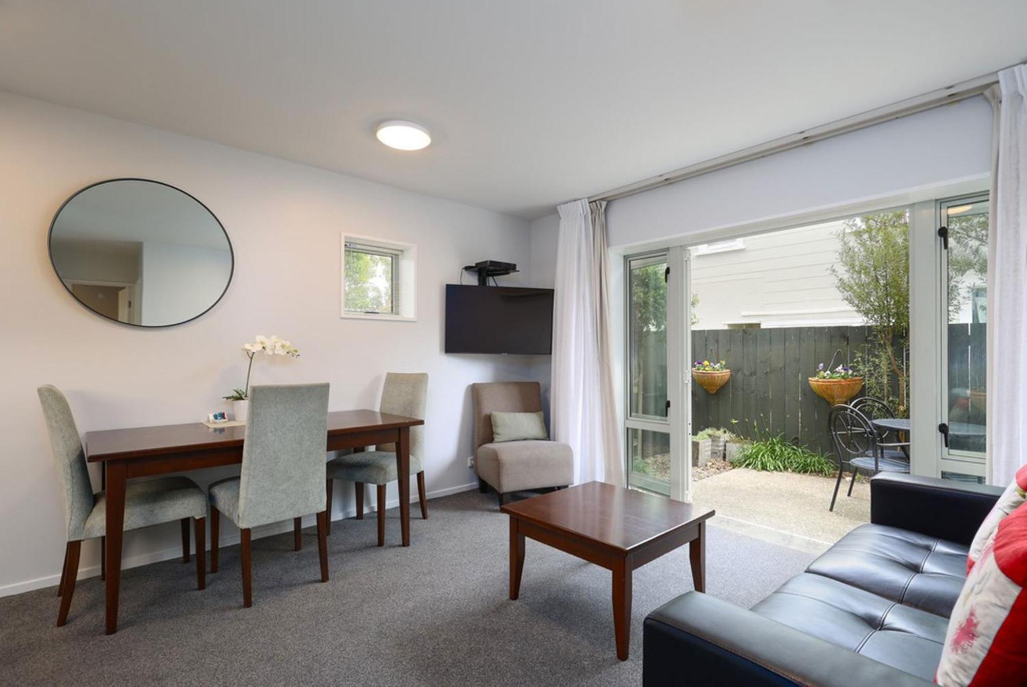 Chelsea Park Motor Lodge Нельсон Екстер'єр фото
