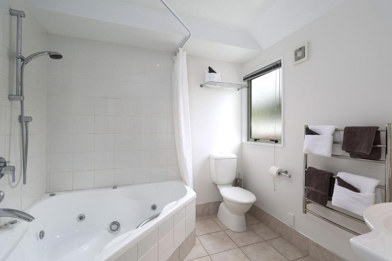 Chelsea Park Motor Lodge Нельсон Екстер'єр фото